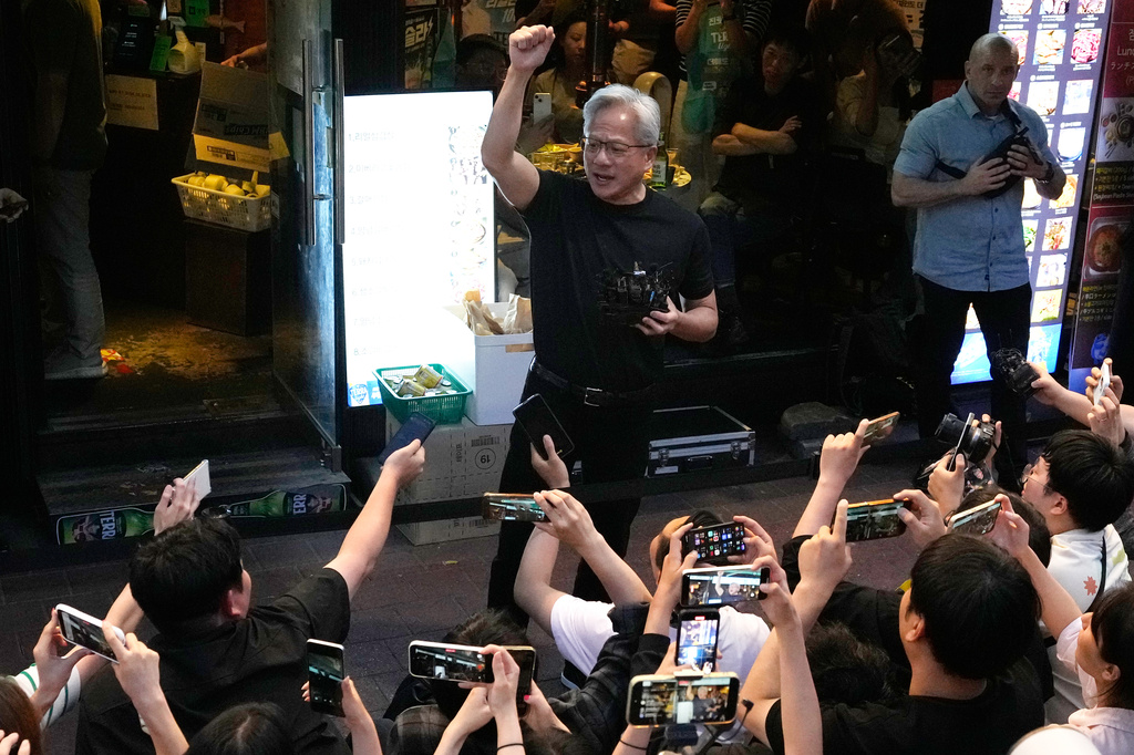 黃仁勳感性告白：台灣就像家一樣！釋出最新影片逐一「點名5家台廠」