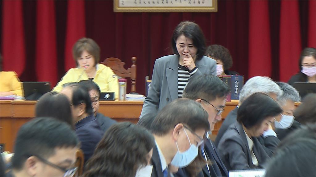 養狗仔風暴擴大！在野人士傳出買爆料　侯漢廷：付費請人鑑定