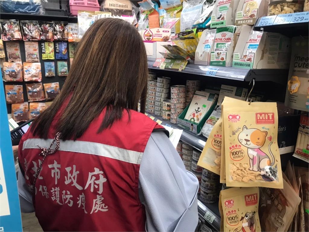 快新聞/毛孩爸媽注意!寵物保健食品違規案頻傳 宣傳醫療效用可罰百萬
