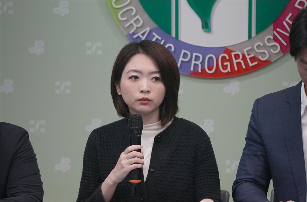 快新聞/昨非今是?4藍委曾反對連署附身分證 綠:阻止人民罷免
