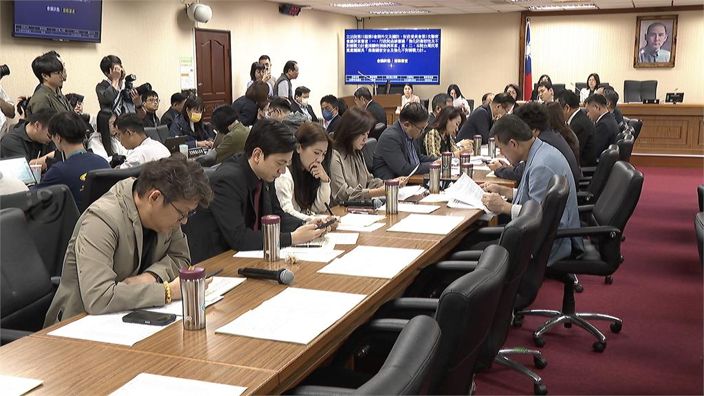 國防院民調「逾6成支持對美軍購」　　顧立雄呼籲在野傾聽民意