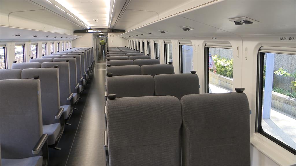 外表髒汙、內部座椅反方向 台鐵「春節限定」加班車引民怨