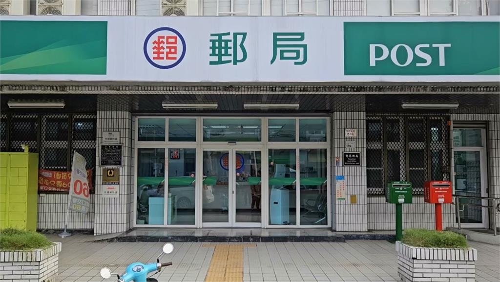 快新聞/剛領10萬出就遭搶!警20分鐘內逮人 網見圍捕驚喊:枋寮大亂鬥