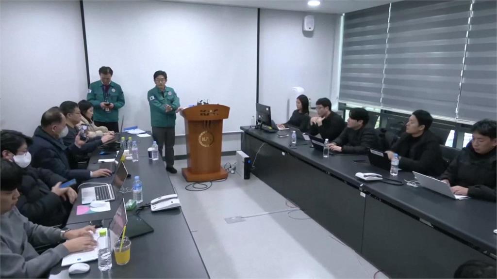 原本可全機人員平安？　濟州航空撞混擬土結構爆炸引討論