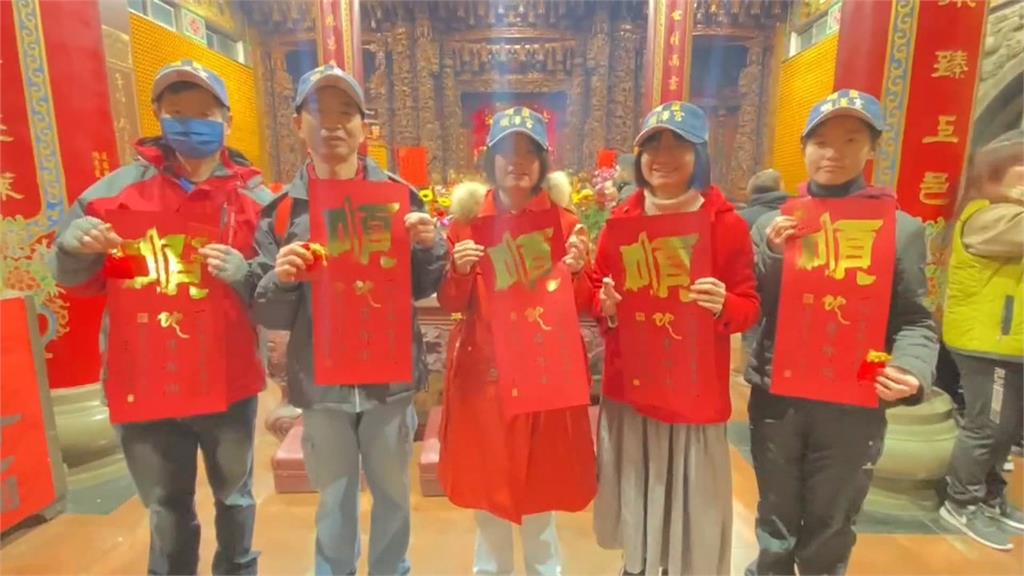 大年初一拜廟求財求順心 順澤宮、紫南宮人潮擠爆