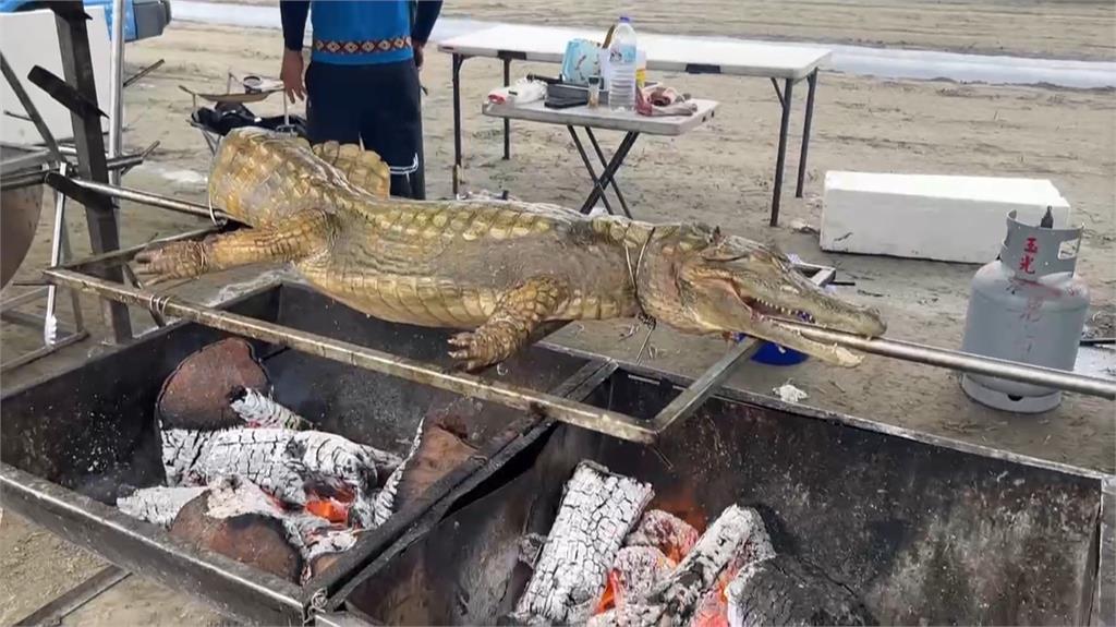 元宵呷平安!馬鳴山「吃飯擔」今登場 烤鱷魚.全豬上桌超吸睛
