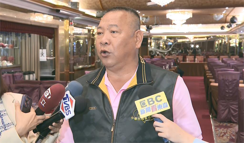 追瘦肉精疑雲! 逾50名豬農北上開理監事會籲查明真相