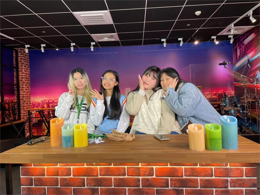 自媒體時代來臨!崇右與民視產學合作起跑