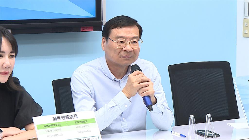 商周小編列侯友宜政見「...」 藍營怒發動退訂