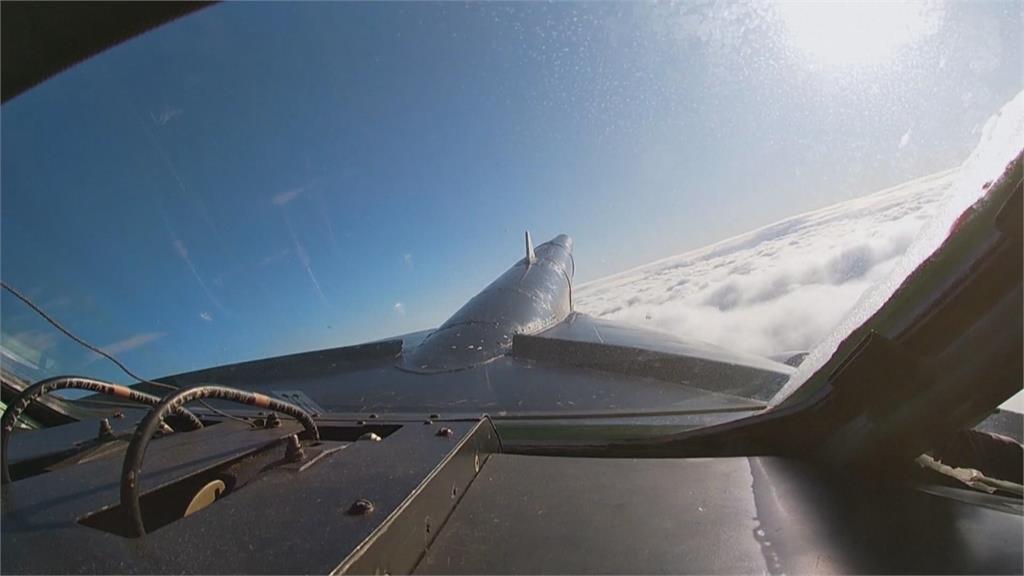 俄國國防部公布圖95MS 核能戰略轟炸機飛行畫面
