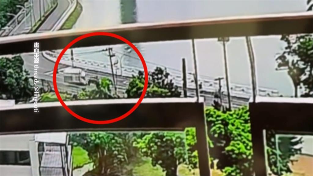 高雄澄清湖畔死亡車禍！　小貨車撞3載騎士母落湖身亡
