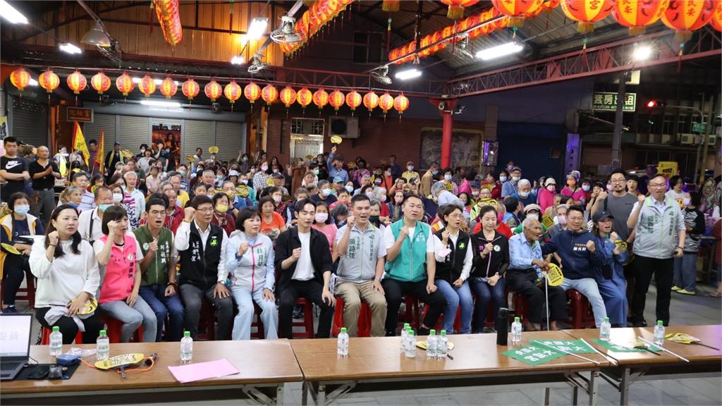 快新聞/大罷免「大成宮」!綠苗縣黨部再辦宣講 八炯、簡舒培都來了