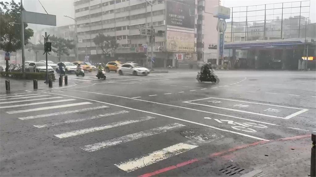 「辛樂克」大V轉升級猛鬼颱！氣象署急警「8縣市抓穩了」8級強風將無情掃蕩