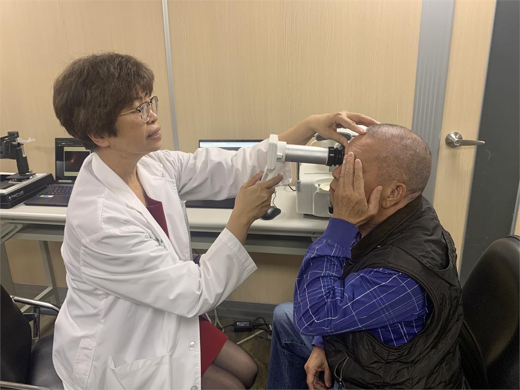 糖友重見光明！眼科醫談白內障手術的信任接力