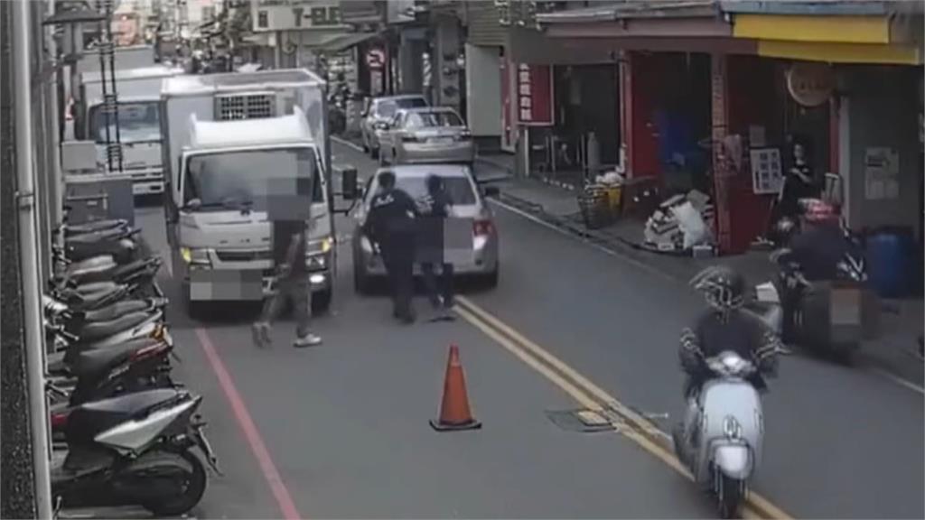毒駕逆向撞小貨車再追撞轎車 遇警盤查還加速逃逸