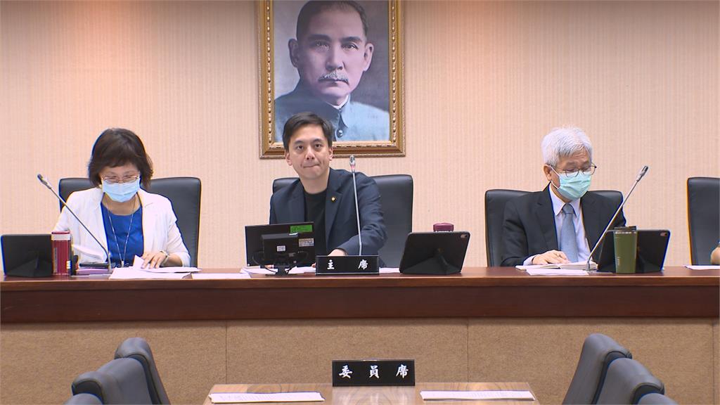 牛煦庭「罷團垃圾說」延燒！罷團攜手綠委反批「罷凌者」