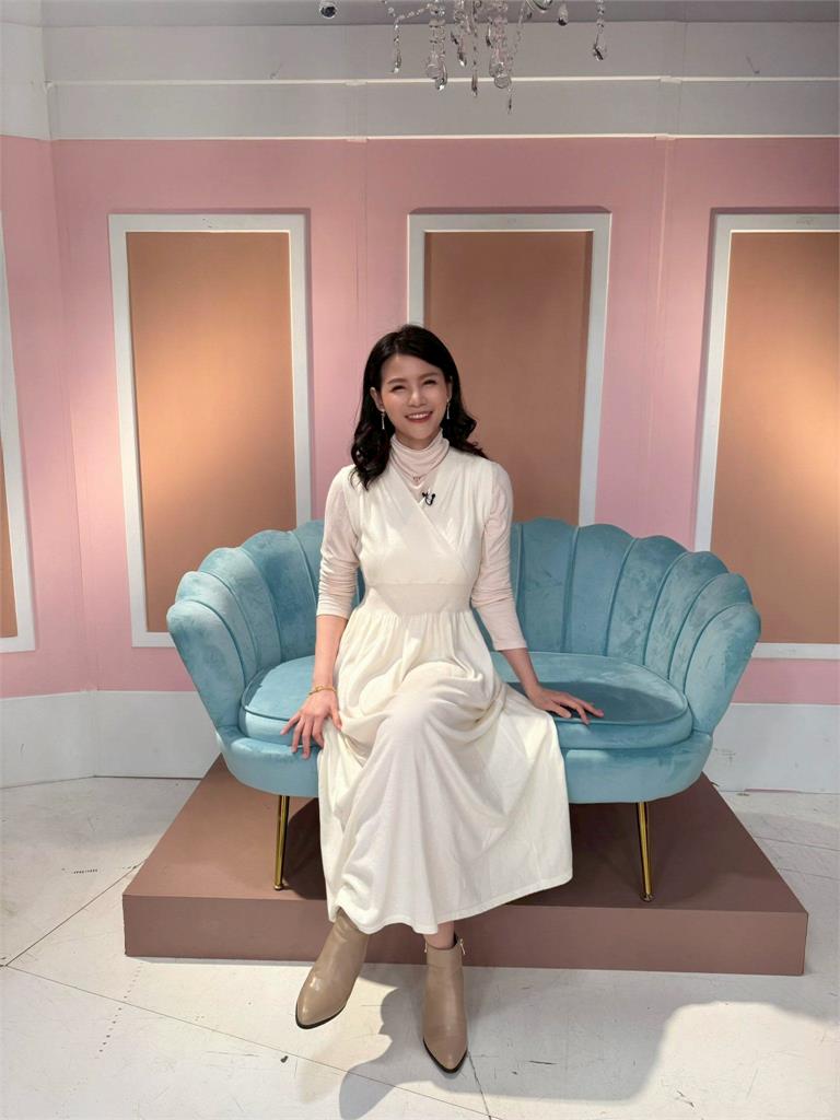 楊繡惠自稱「人間清醒派」！年輕時追求者「送槍」馬上溜之大吉