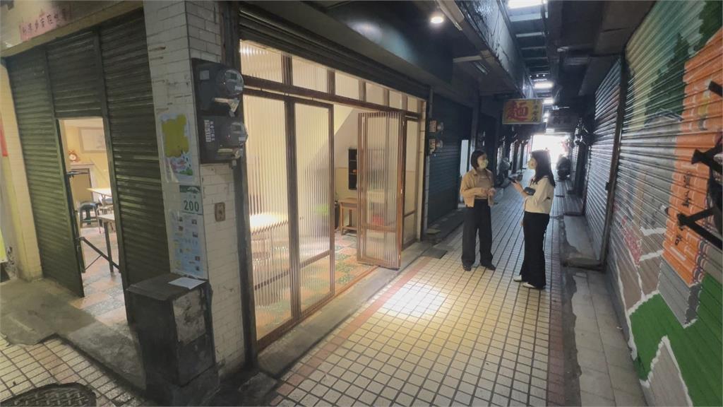 鳳二市場海報「高舉五星旗」？　文創工作室致歉「AI製作」未做好把關