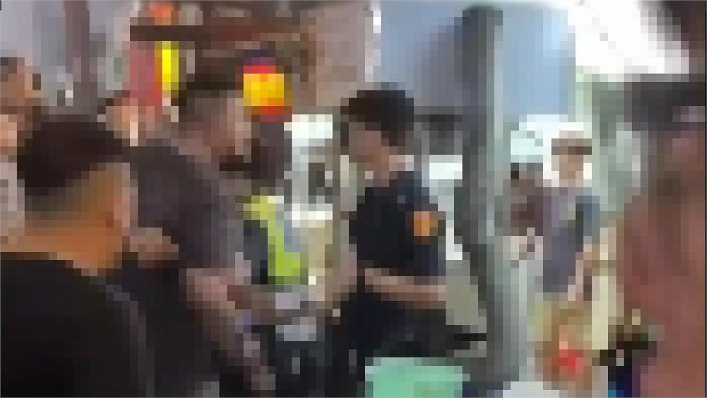 三重私人宮廟遶境疑「便當不足」　陣頭人員追打主辦方