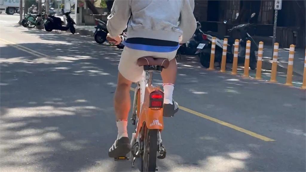 學生YouBike沒鎖停店門口　收千元騎乘費被掉包急報警