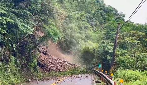 快新聞／太平山土石坍方雙向交通中斷　228人無法下山