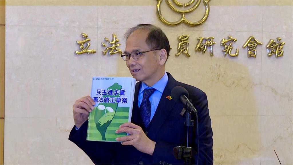 沒選上立院院長會辭立委?游錫堃與周玉蔻爆口角