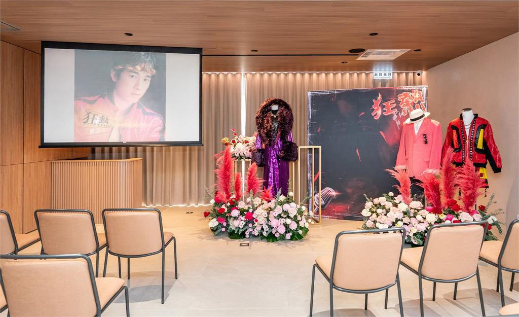 曹西平靈堂傳「0藝人到場弔唁」開放首日冷清！畫面曝光…乾兒子悲痛發文