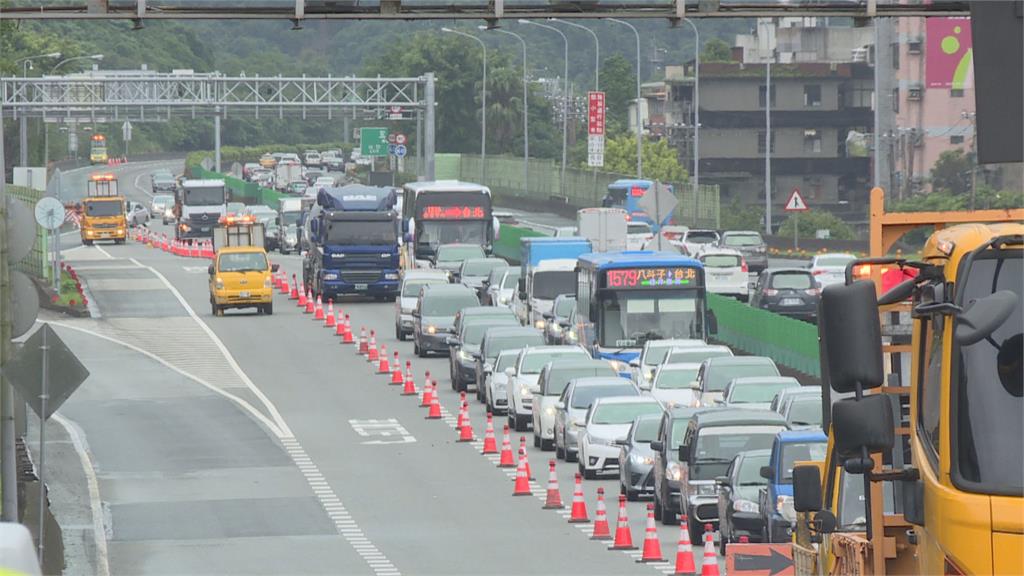 國1汐止坍方　基隆交通大亂　蘇貞昌喊話提早恢復通車