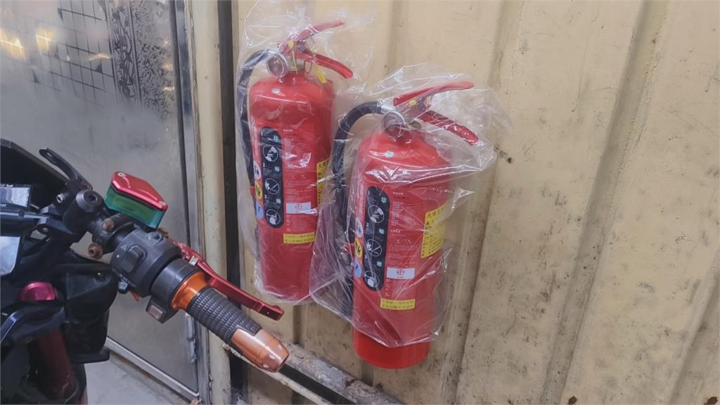 高雄突擊移工宿舍 工業區查獲多間鐵皮隔間出租