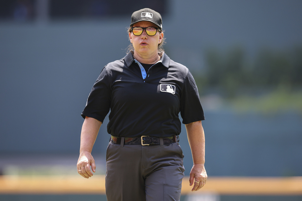 MLB(影)/勇士外野手Profar當超人! 不可思議守備沒收全壘打