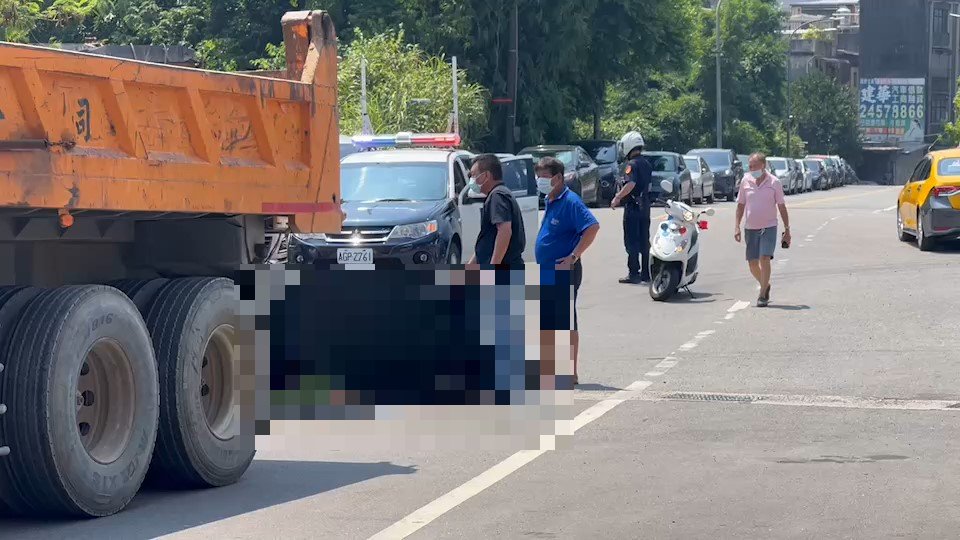 快新聞／自行返家遇劫！基隆女國中生暑輔下課　遭起步砂石車輾斃