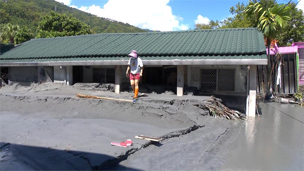 與馬太鞍溪垂直水流灌街道　光復佛祖街死傷慘重再傳溢流