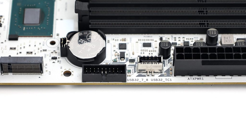 ASRock B860M Steel Legend WiFi 平價銀白色加入 Thunderbolt 4