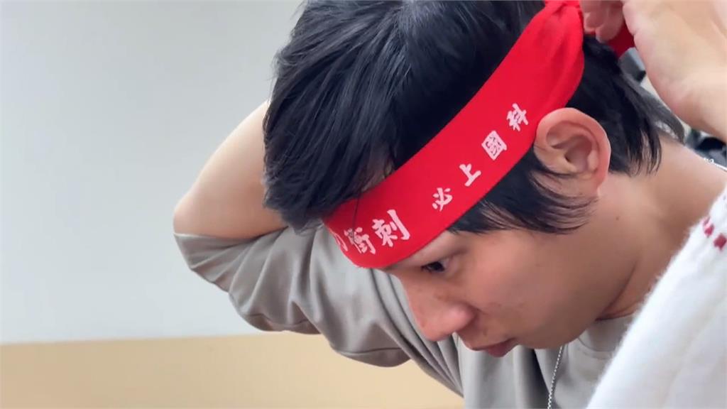 衝刺拚國立! 補習班開"年假讀書營" 從早到晚按表操課