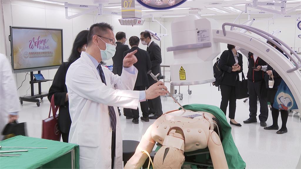長庚醫院手術技能訓練暨研發中心啟用　台灣醫療國際新亮點！22國學員觀摩取經