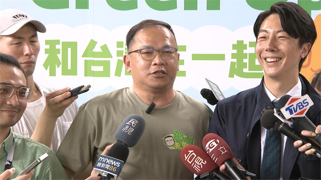 綠性平部父親節文惹怒支持者　嗆常會不處理「等敗票」：不是每人都這樣