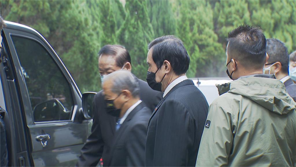 謁靈蔣經國 朱立倫:只有民進黨希望國民黨沈船