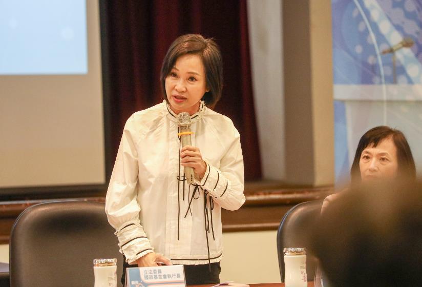 快新聞/不妙了!藍白擋軍購將影響「這武器」售台 賴瑞隆憤怒槓上柯志恩