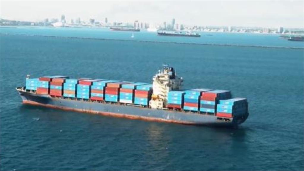 22歲正妹買房豪付清頭期款!網一看本業驚「入行3年月新20萬↑」秒跪:有夠猛