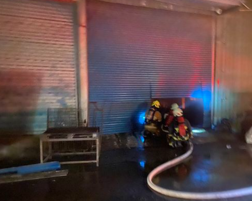 嘉義民雄「3工廠遭火噬」爆炸聲頻傳! 警出動17輛消防車灌水搶救