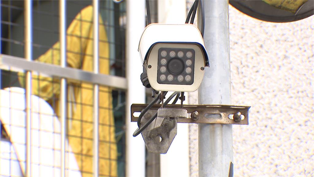 驚!露鳥俠「戴頭套」跟蹤10分鐘被害人報案 警:不符合跟騷法