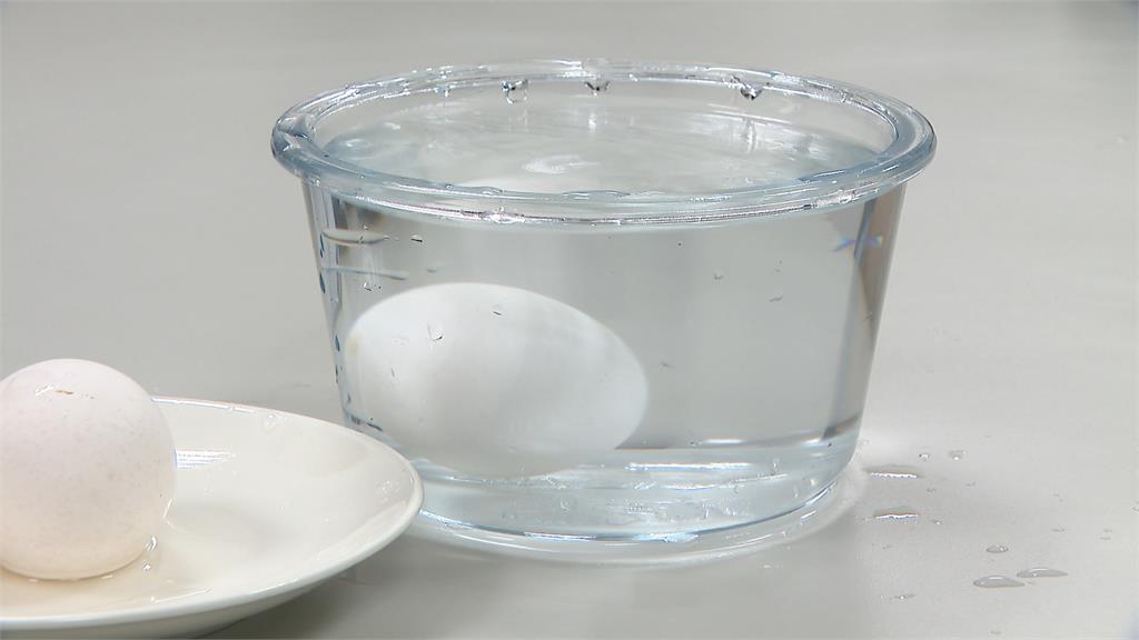 民眾最怕買到即期蛋！　學者：水浮力測試、沉下去是好蛋