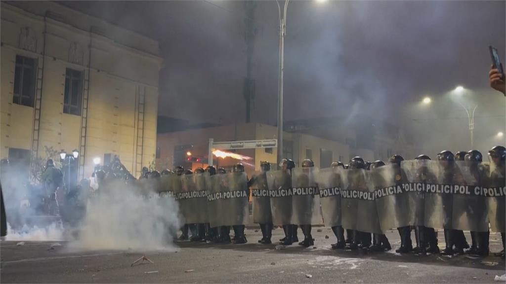 秘魯爆發Z世代抗議潮 要求臨時總統「耶利」下台