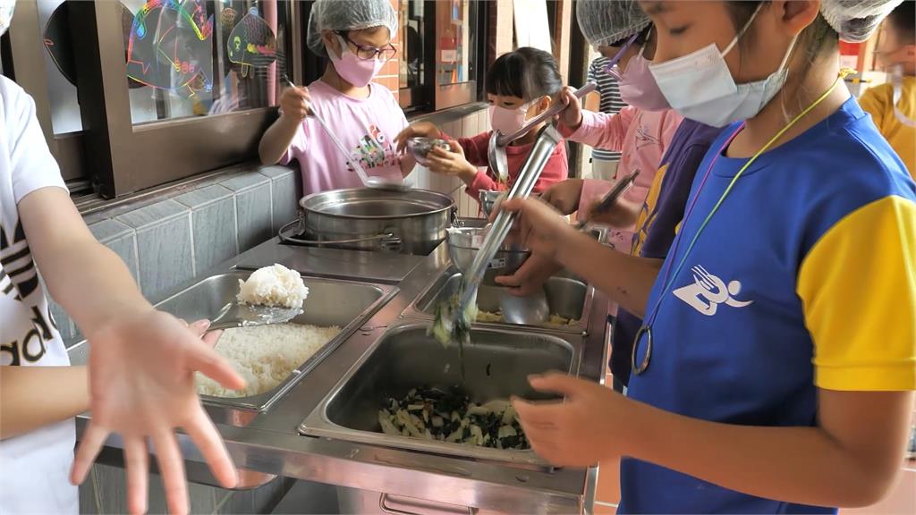 連鎖效應?北市營養午餐喊漲 團膳:現有價格撐不下去