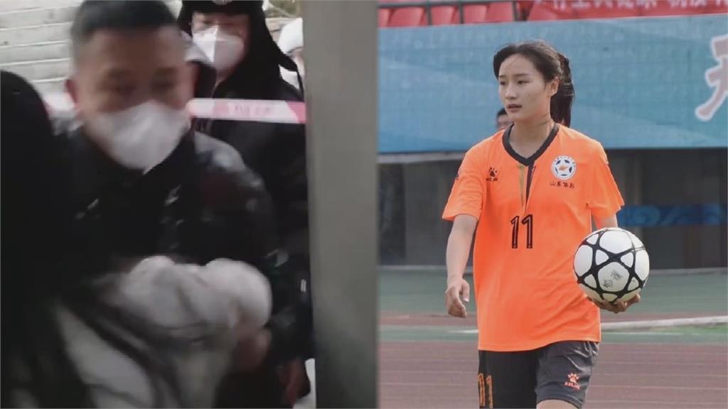 老家遭300人暴力強拆！中國現役女足球員心寒控訴：美好的法治社會？