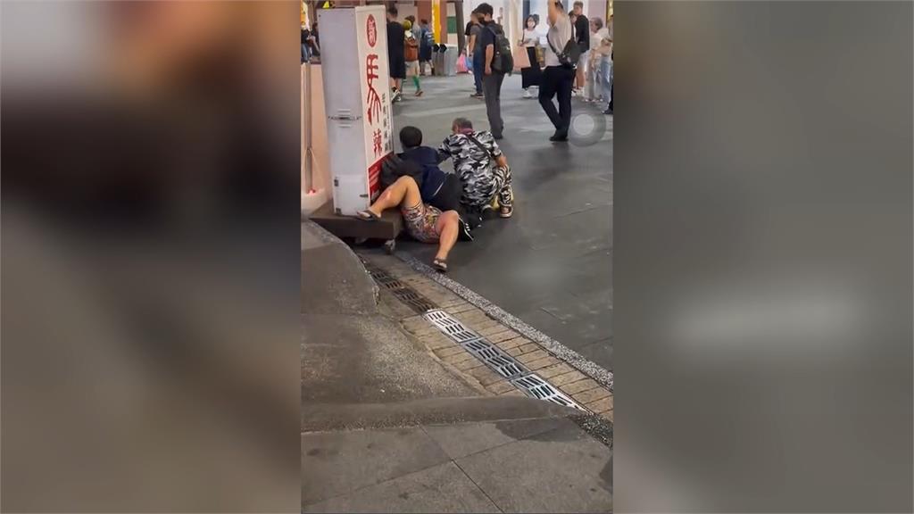 西門町爆衝突! 男辱罵、攻擊遊客反遭壓制