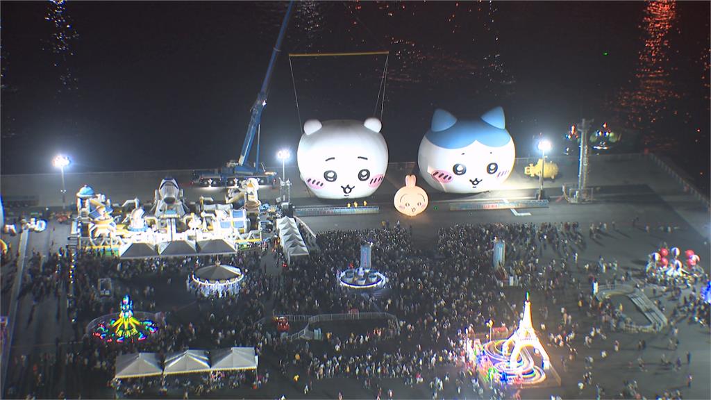 吉伊卡哇等三隻小可愛消風...深夜離開 高雄冬日遊樂園畫下句點