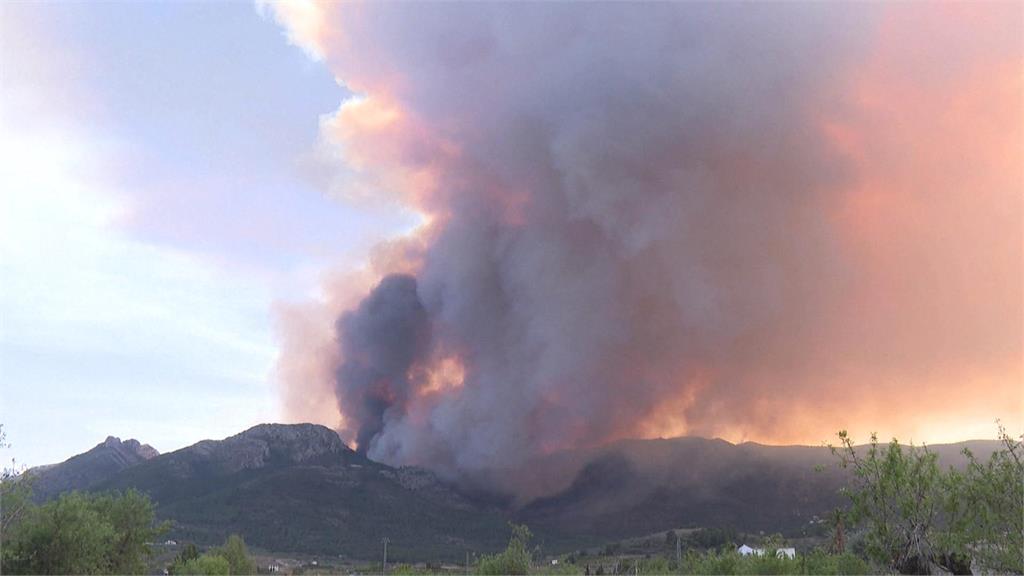 熱浪提早到　！西班牙多地高溫破30度　山區野火燎原　撤離上百人