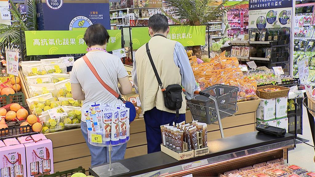 加薪速度跟不上通膨腳步 軍公教人員調薪?主計長鬆口了