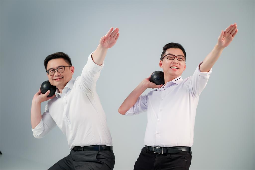 2026高雄隊大團結！　賴瑞隆合體參選人棚拍
